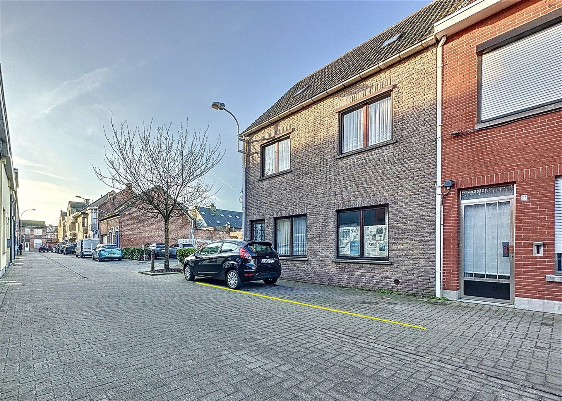 Hoofdfoto van de publicatie: Half open bebouwing met 3 slaapkamers