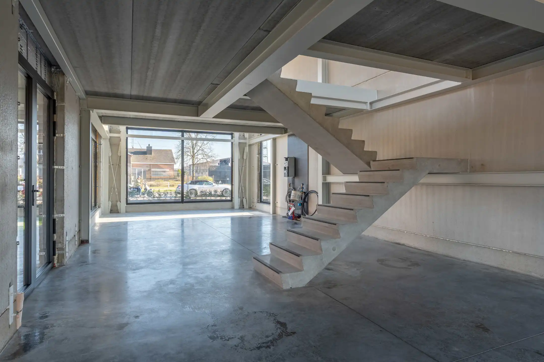 Nieuw handelspand van 245 m² met 5 pp op perceel van 605 m² foto 11