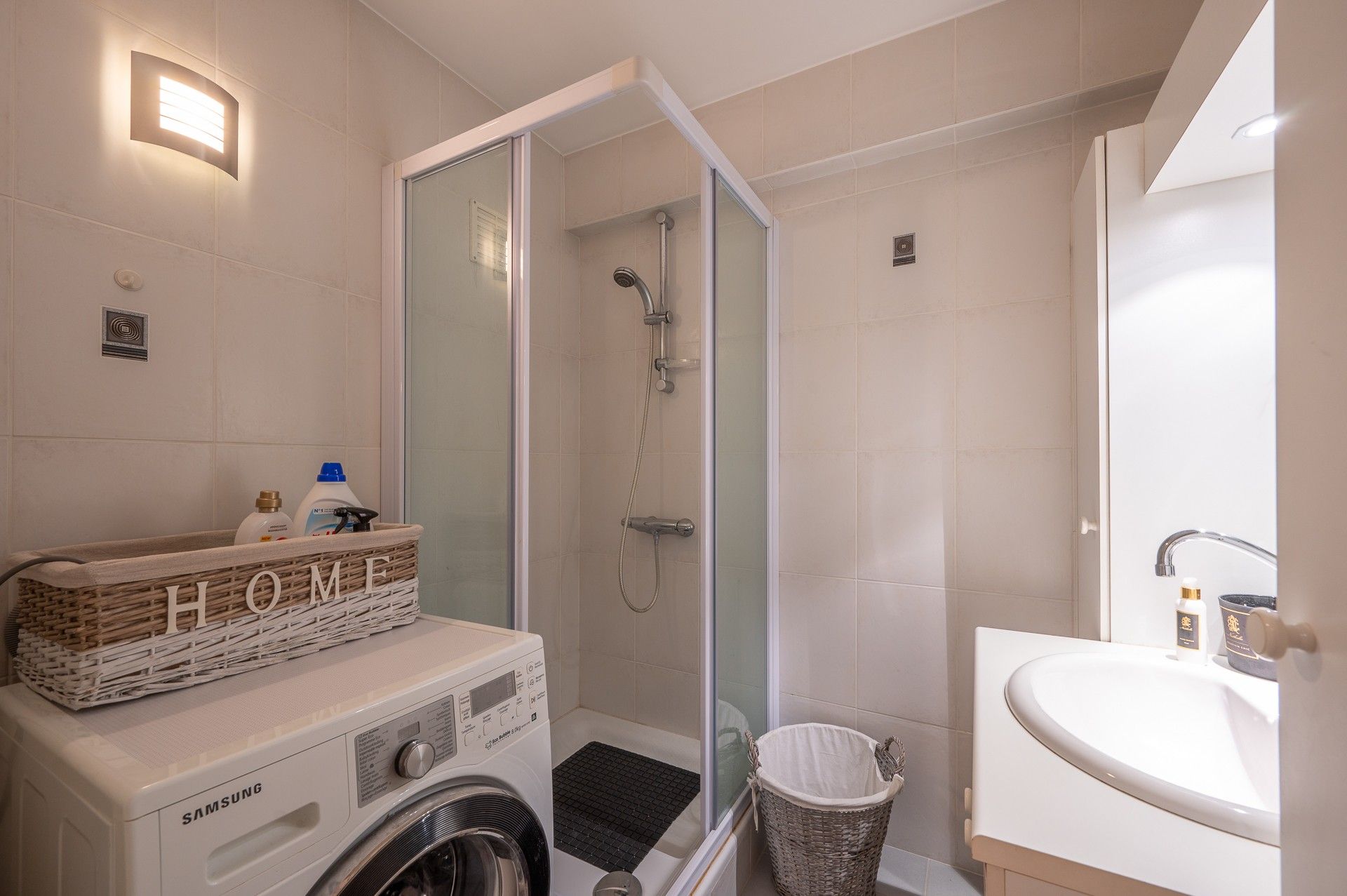 Gemeubeld: cozy en lichtrijk 2-slaapkamerappartement in het centrum van Knokke! foto 11