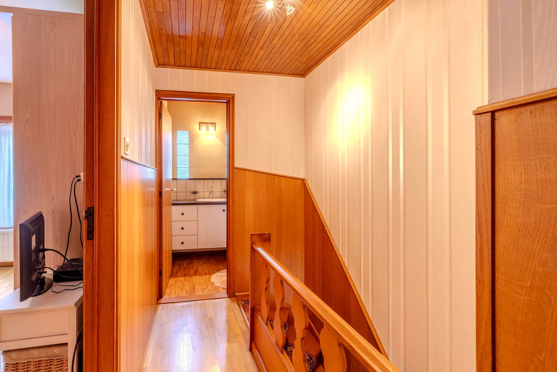 Charmante woning met 3 slpk, garage en tuin foto 22