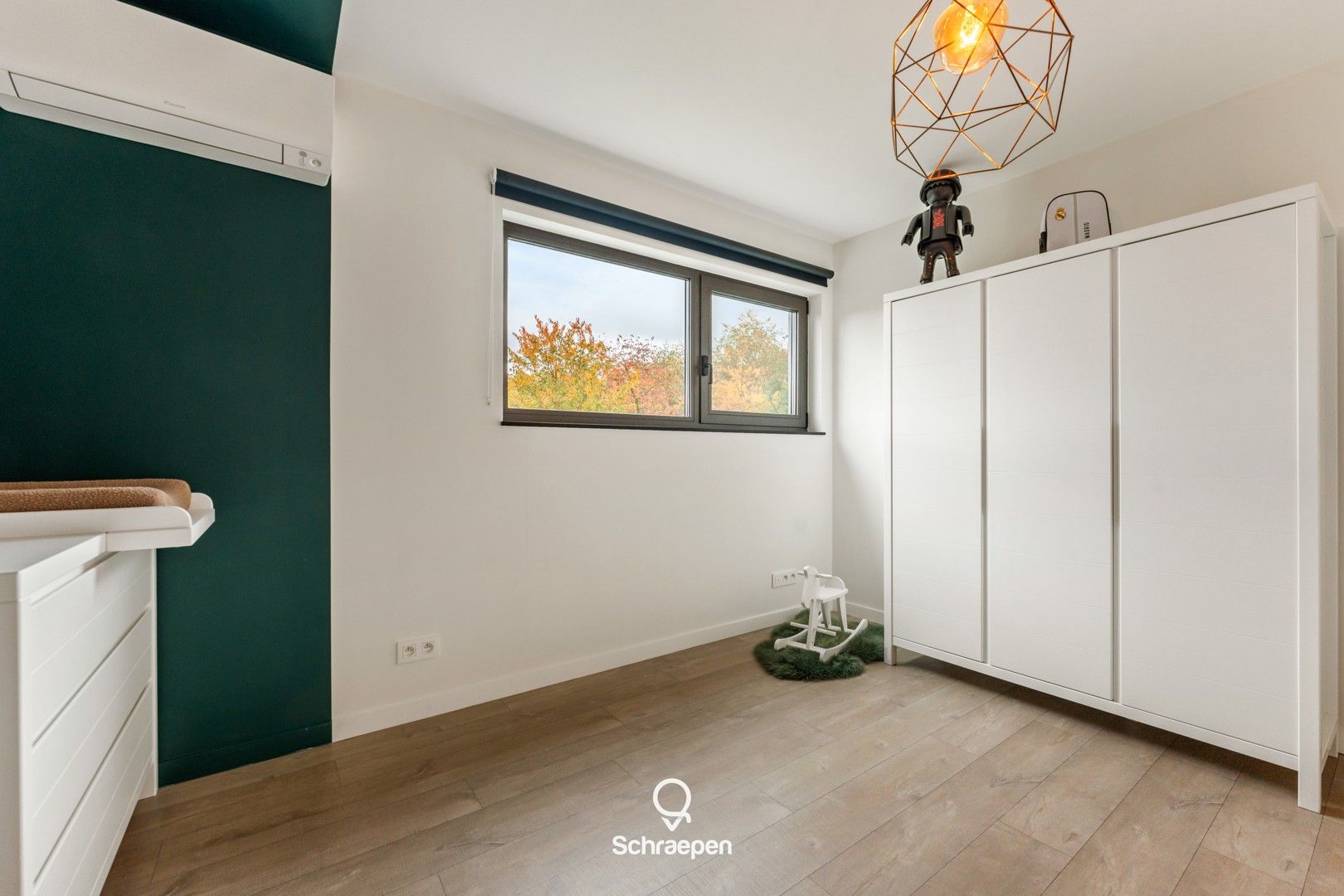 Hoogwaardig afgewerkte gezinswoning (232 m²) op zuidelijk georiënteerd perceel van circa 7 are! foto 21