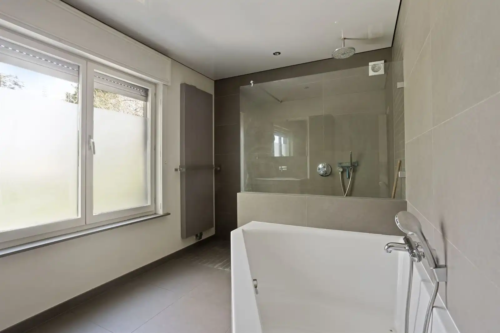 Woning met 3 slaapkamers en bureau te Alsemberg foto 12