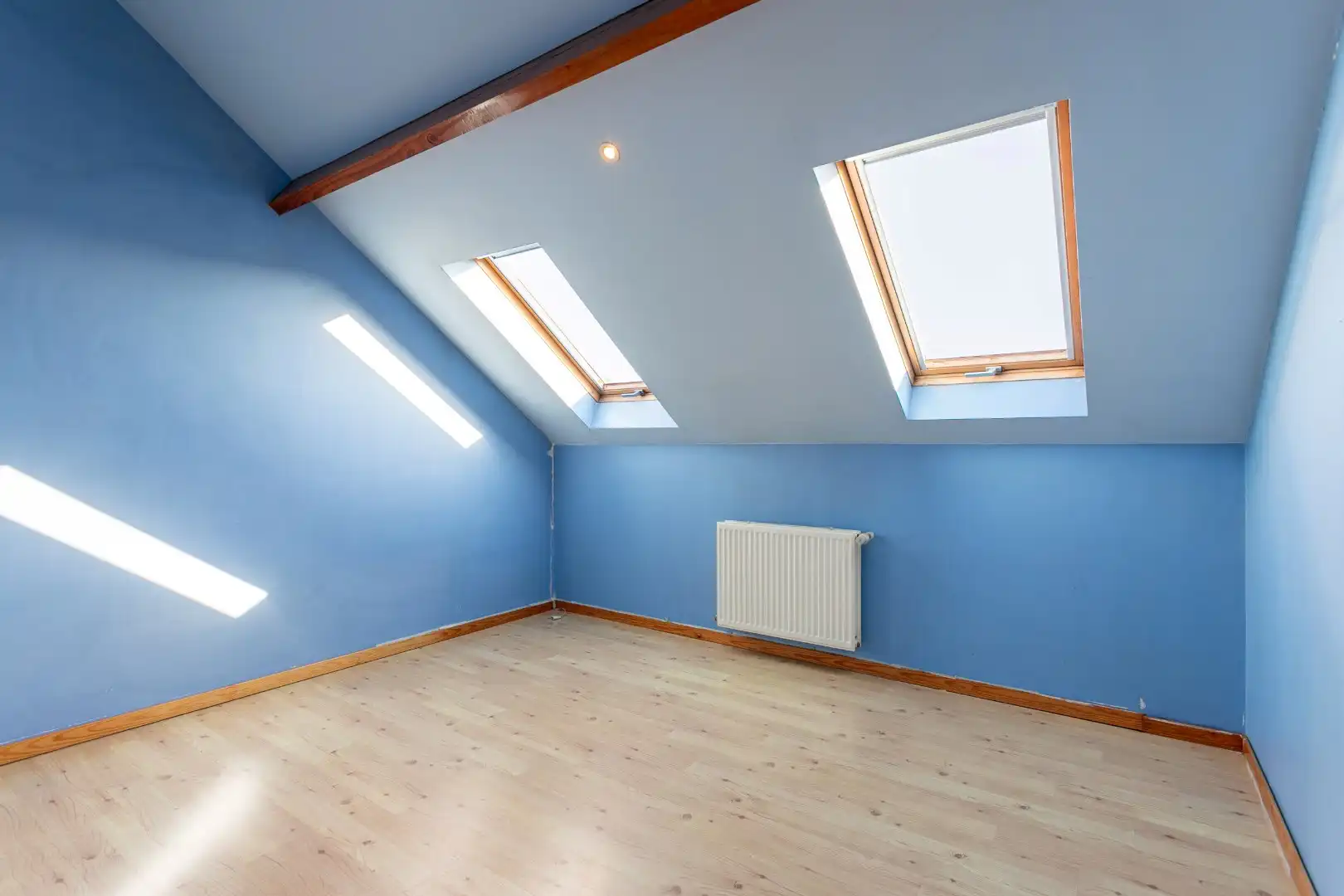 Karaktervolle architectenwoning (EPC B) met 3 slpks, garage en tuin te Lot foto 19