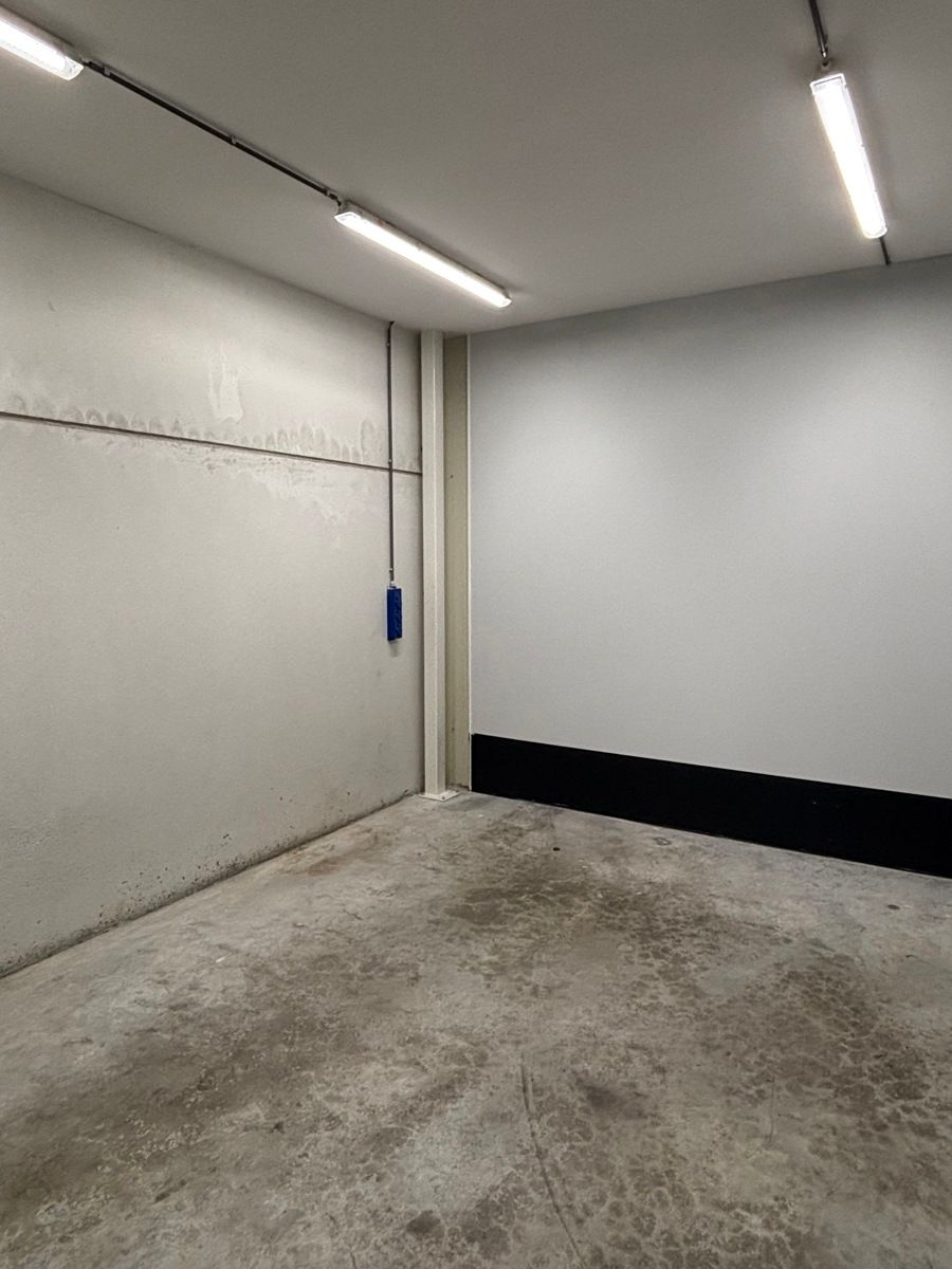 Bedrijfspand van ca 300m² foto 12