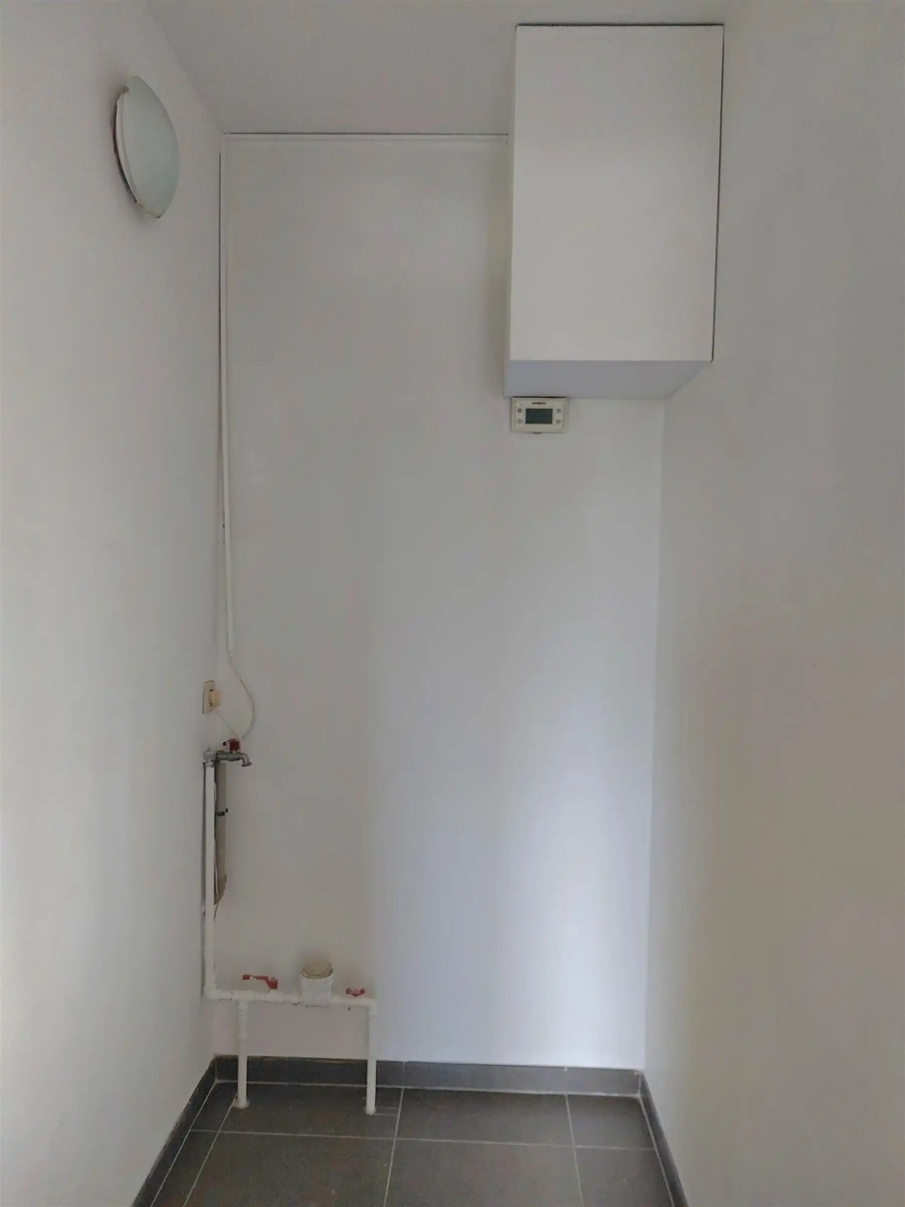 APPARTEMENT INCLUSIEF GARAGE EN 2 SLKMS foto 11