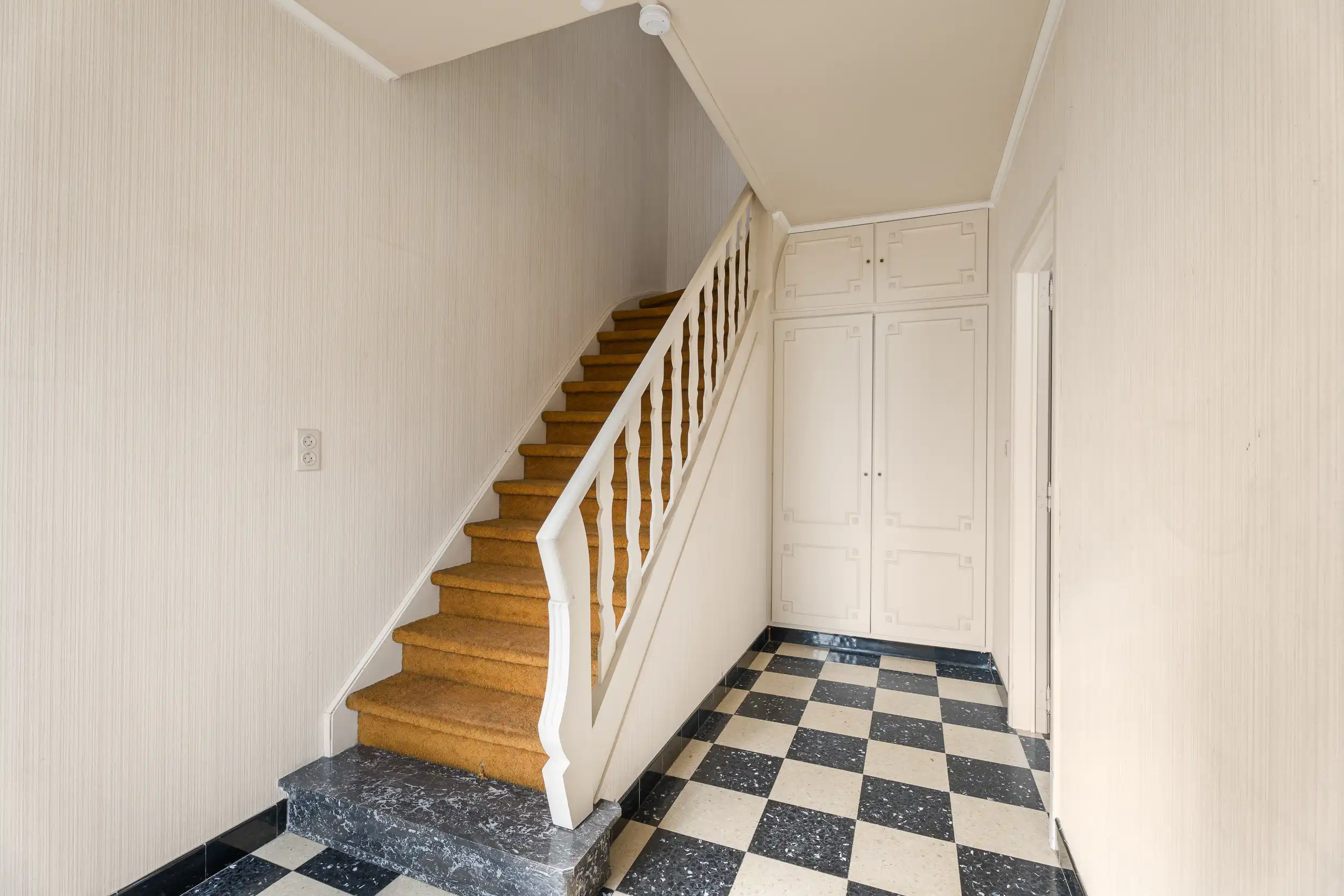 Karaktervolle woning met zonnige tuin in uniek Machelen foto 7