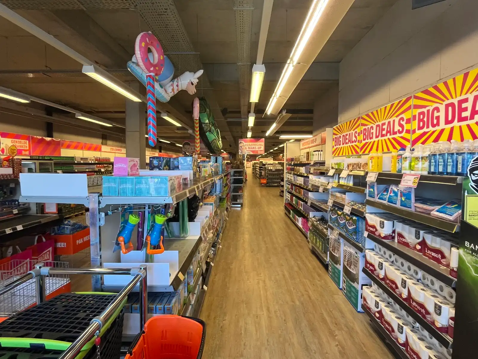 Handelsgelijkvloers te huur – Centrum Lanaken foto 6