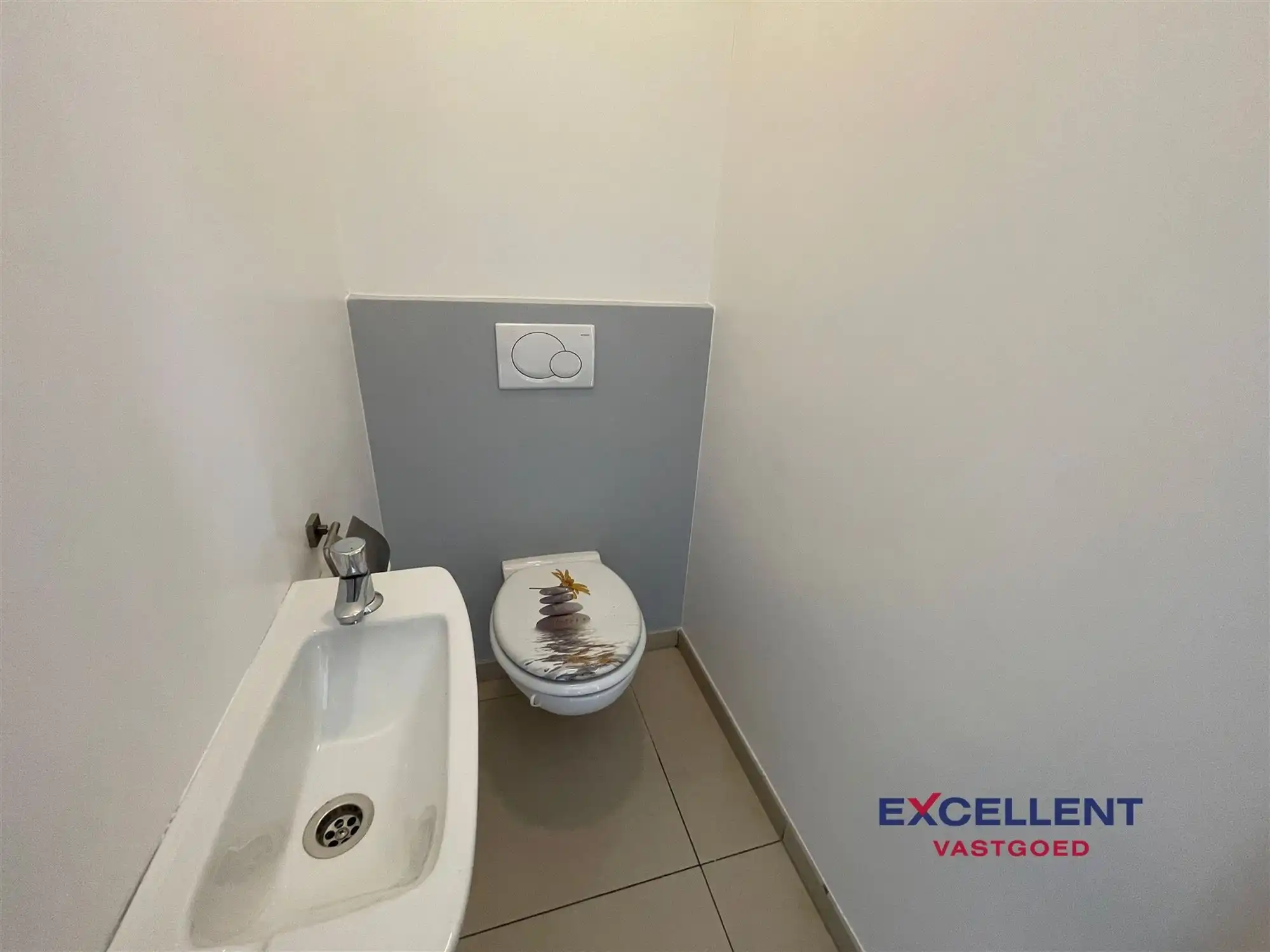 Modern 2-slaapkamerappartement centrum Deinze te huur foto 7