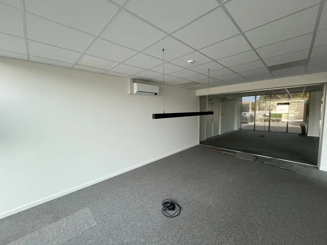 230m² kantoren foto 5