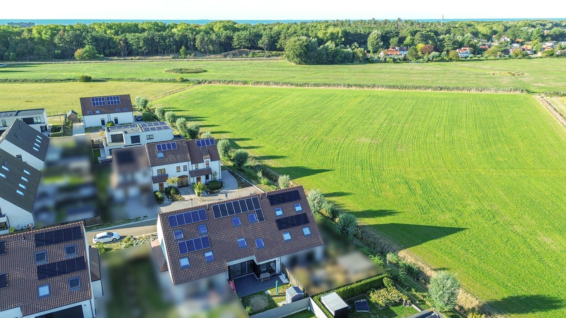 Recente gezinswoning met 4 slaapkamers op toplocatie in De Haan! foto 17