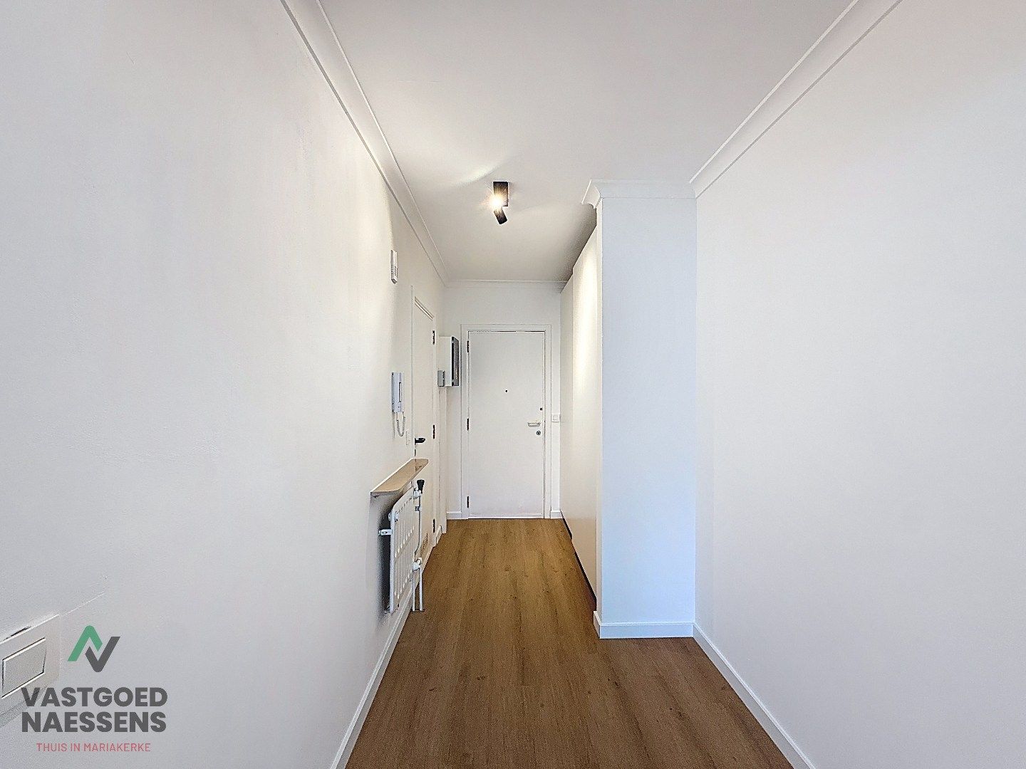 GERENOVEERDE STUDIO MET ZIJDELINGS ZEEZICHT  foto 7