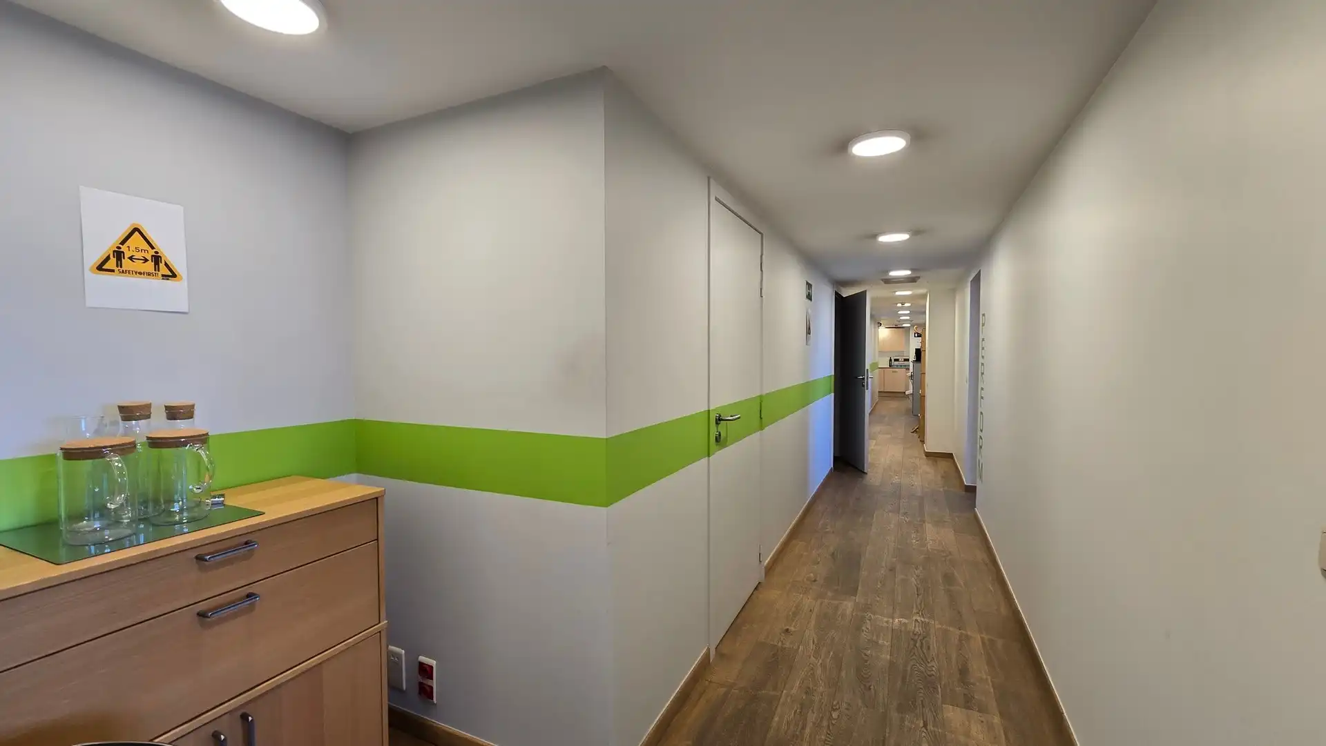 Instapklare kantoorruimte van 241 m²  in Brussel. foto 20