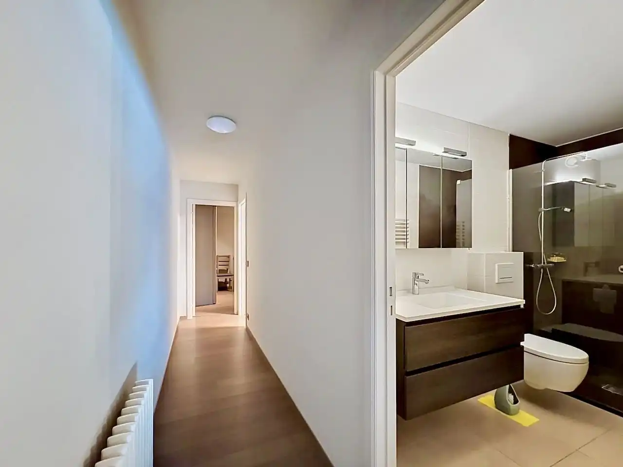 Gezellig 2-slaapkamerappartement op de 5de verdieping gelegen op de Graaf d’Ursellaan foto 9