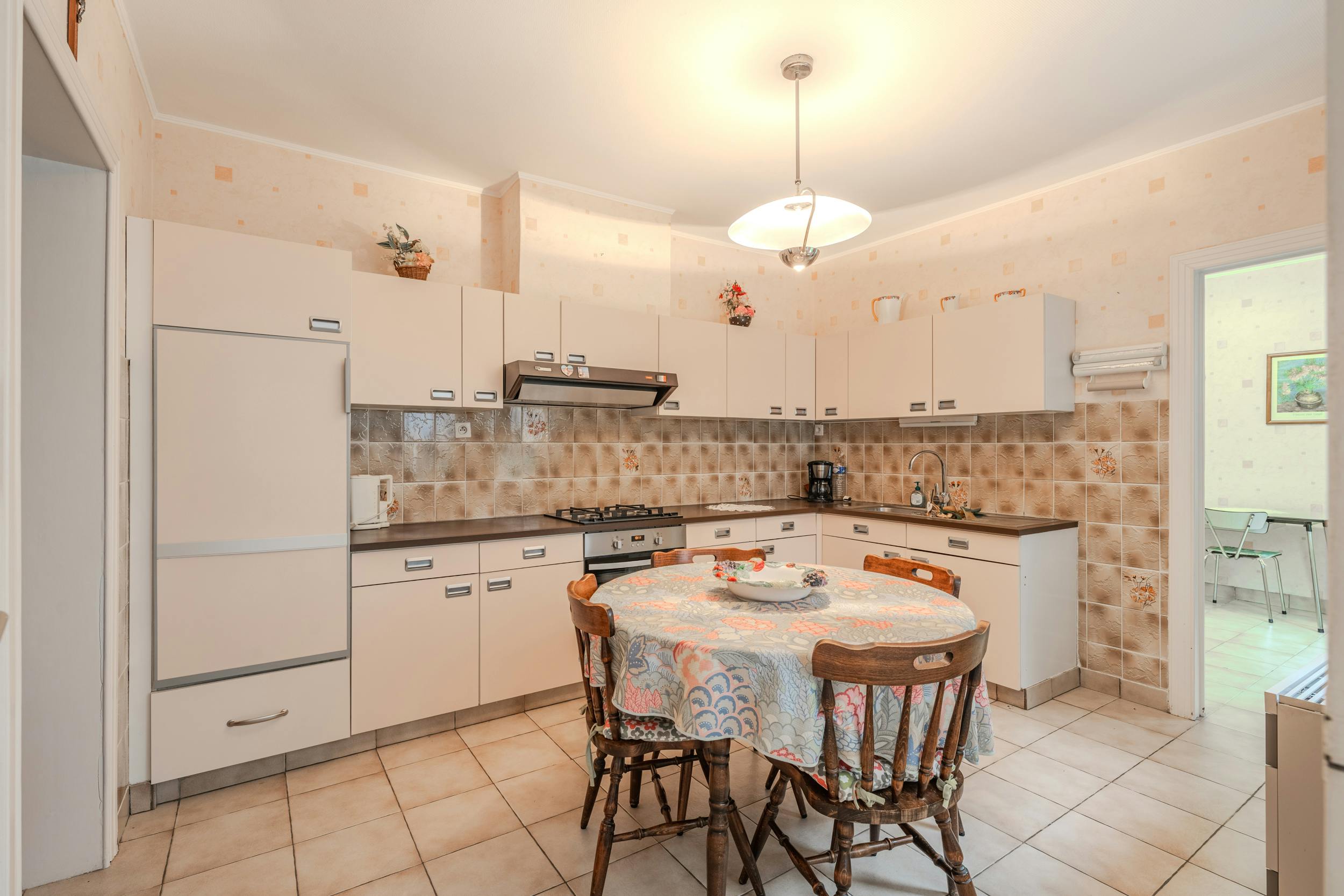 Charmante woning met drie slaapkamers en zongerichte tuin foto 6