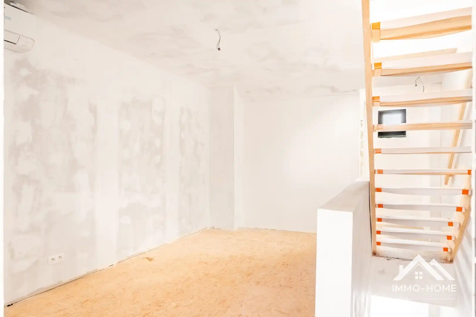 Structureel gerenoveerde woning met tuin foto 12