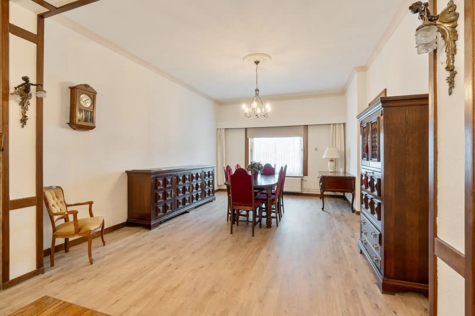 Charmante gezinswoning op een perceel van 5a58ca te Lanklaar, een deelgemeente van Dilsen-Stokkem.  foto 9