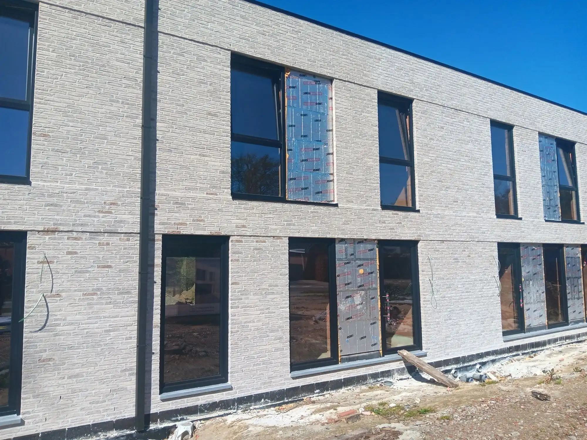 Nieuwbouwwoning op absolute toplocatie in Zutendaal foto 2