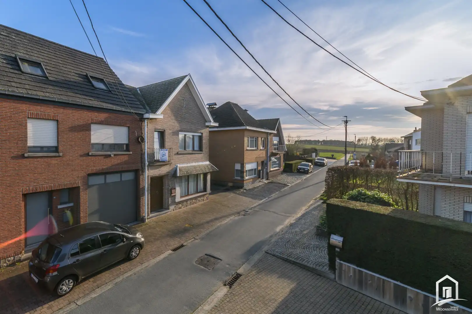 Gezellige en ruime gezinswoning foto {{pictureIndex}}