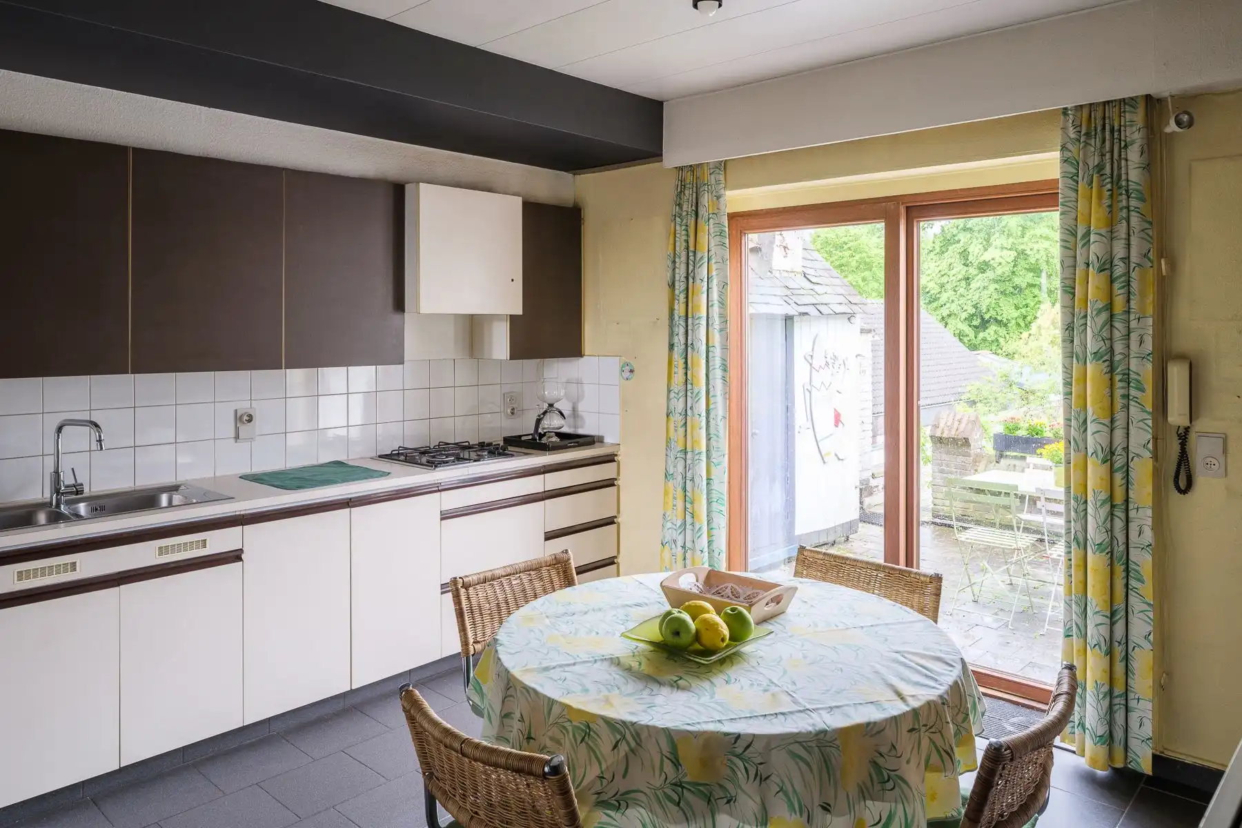 Karaktervolle gezinswoning met tuin en atelier foto 15