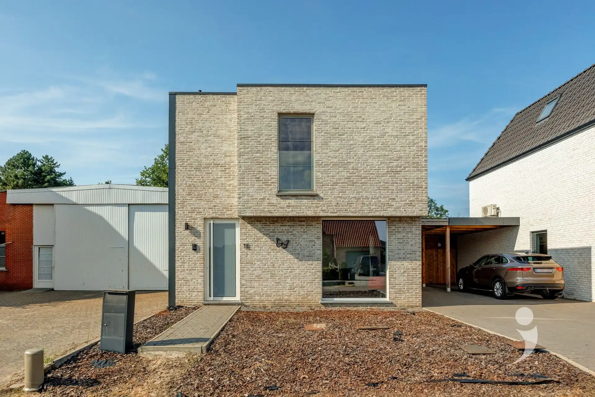 Prachtige recente woning te Zammel!  foto 2