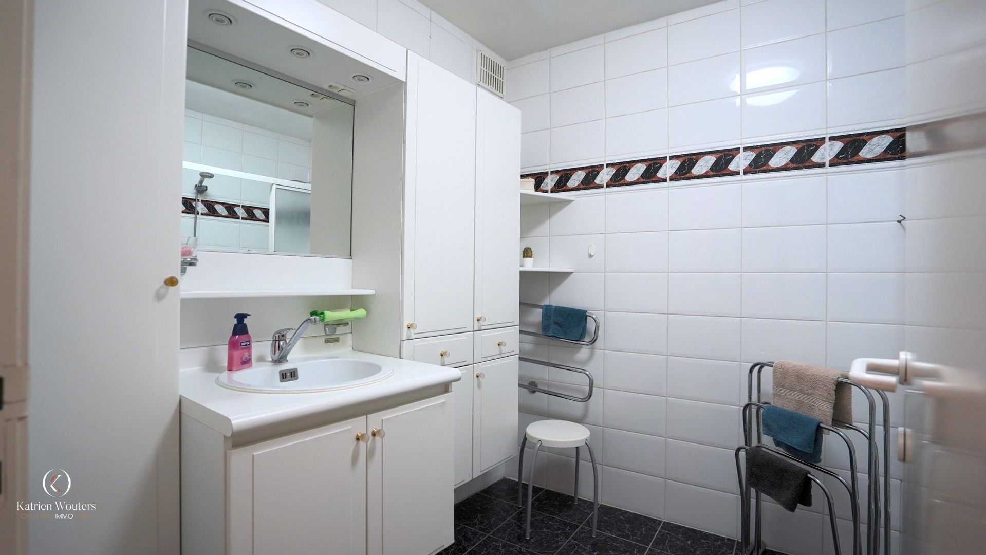 Stijlvol 3 slpk-appartement met garage foto 18