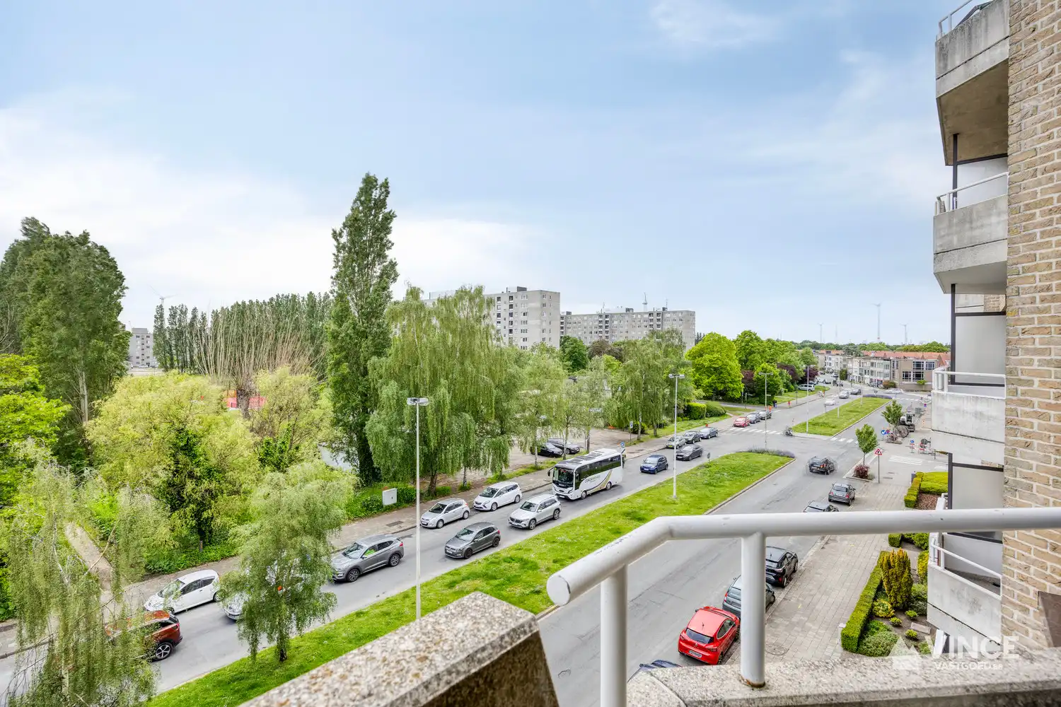 Instapklaar appartement met terras op toplocatie in Ekeren foto 14