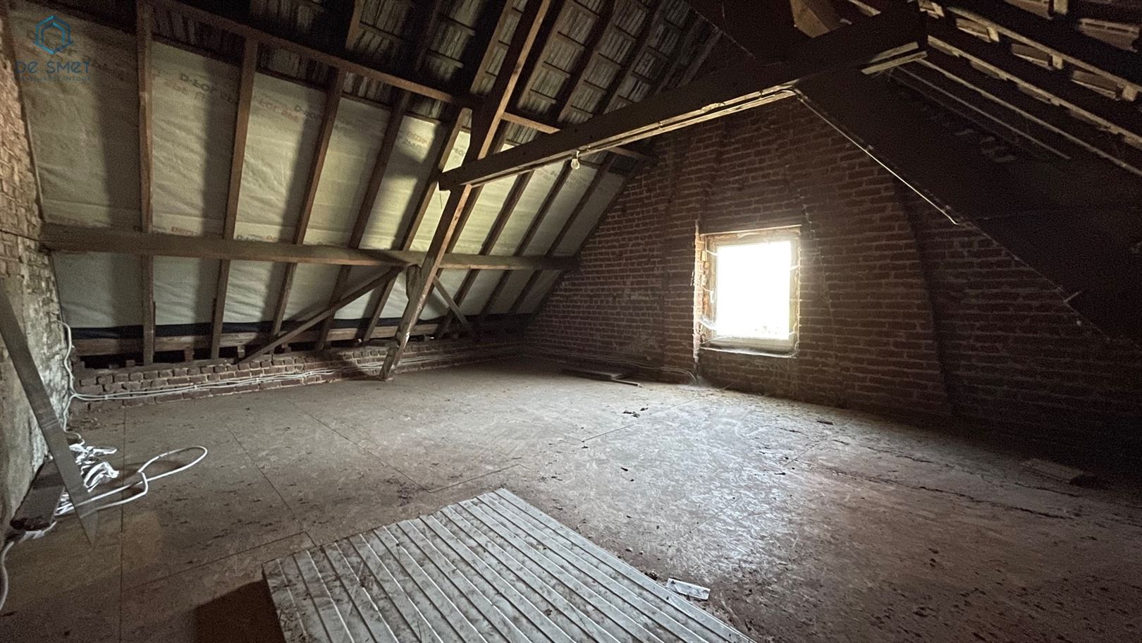Instapklare gezinswoning met 3 slaapkamers, garage, atelier en prachtige tuin in het hart van de Vlaamse Ardennen foto 23
