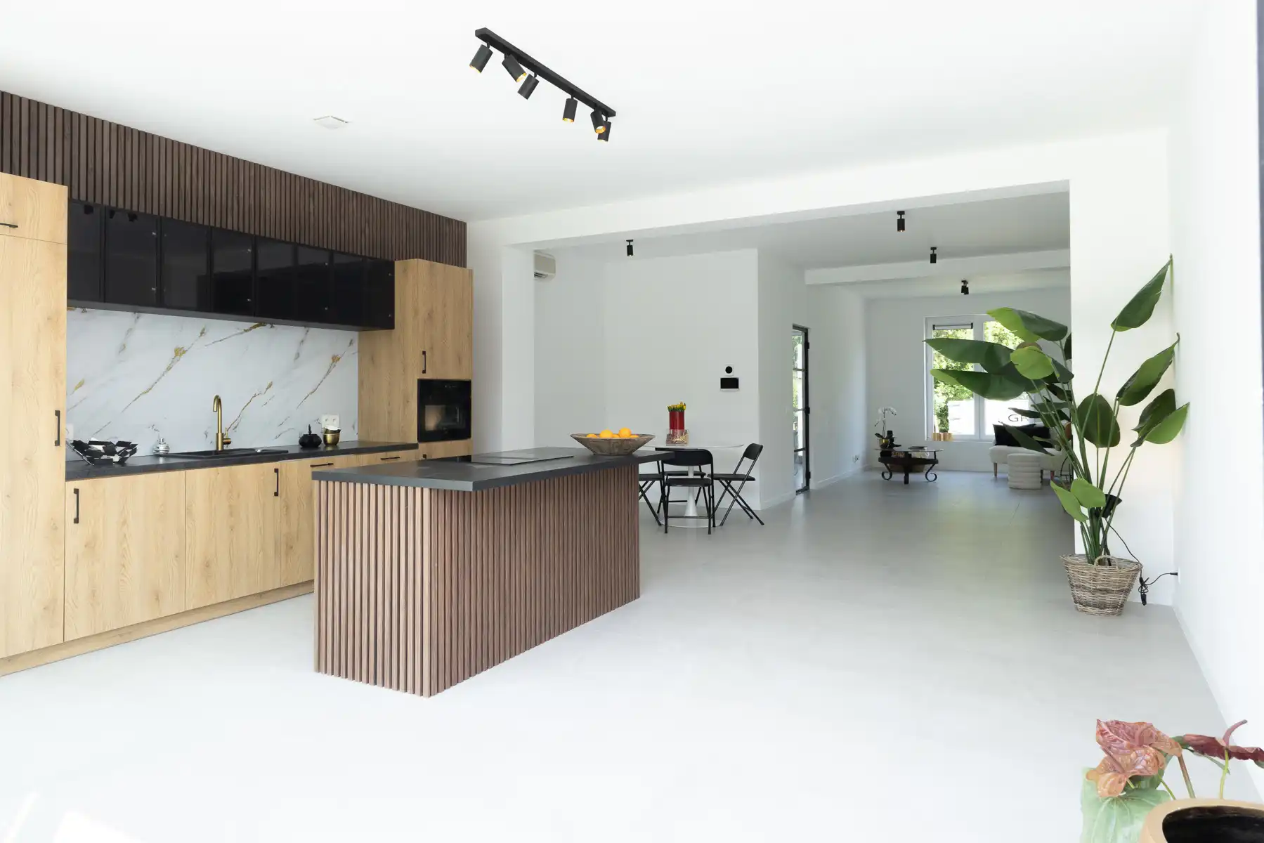 Instapklare woning met tuin in het rustige Leugenberg foto 5