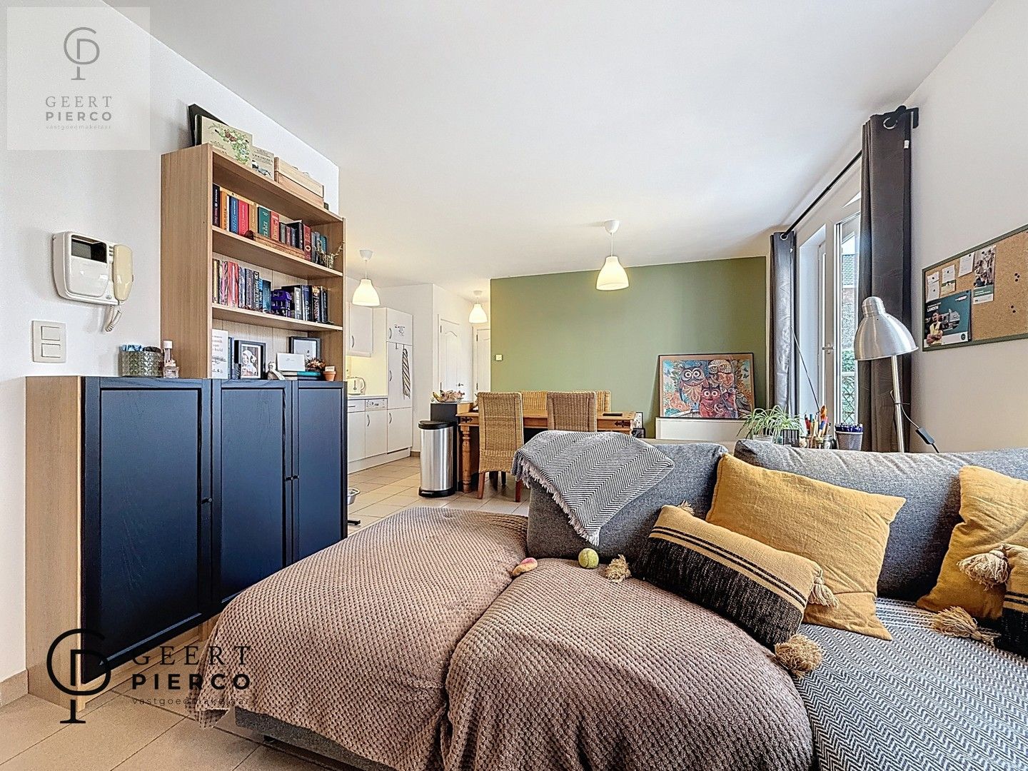 Gelijkvloers appartement met ruim terras foto 11