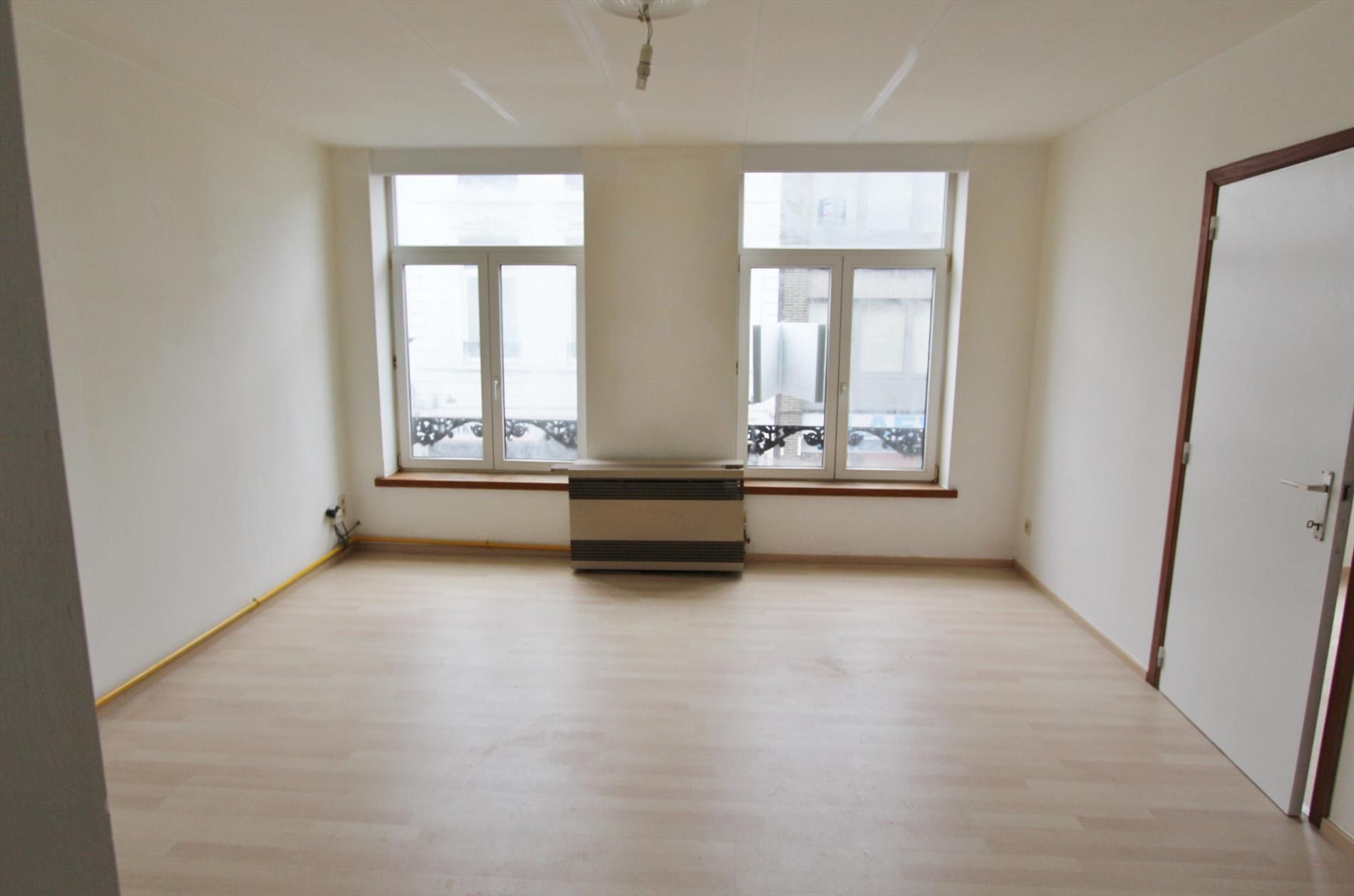 STUDIO te huur in volle centrum Diest met 1 aparte slaapkamer foto 4