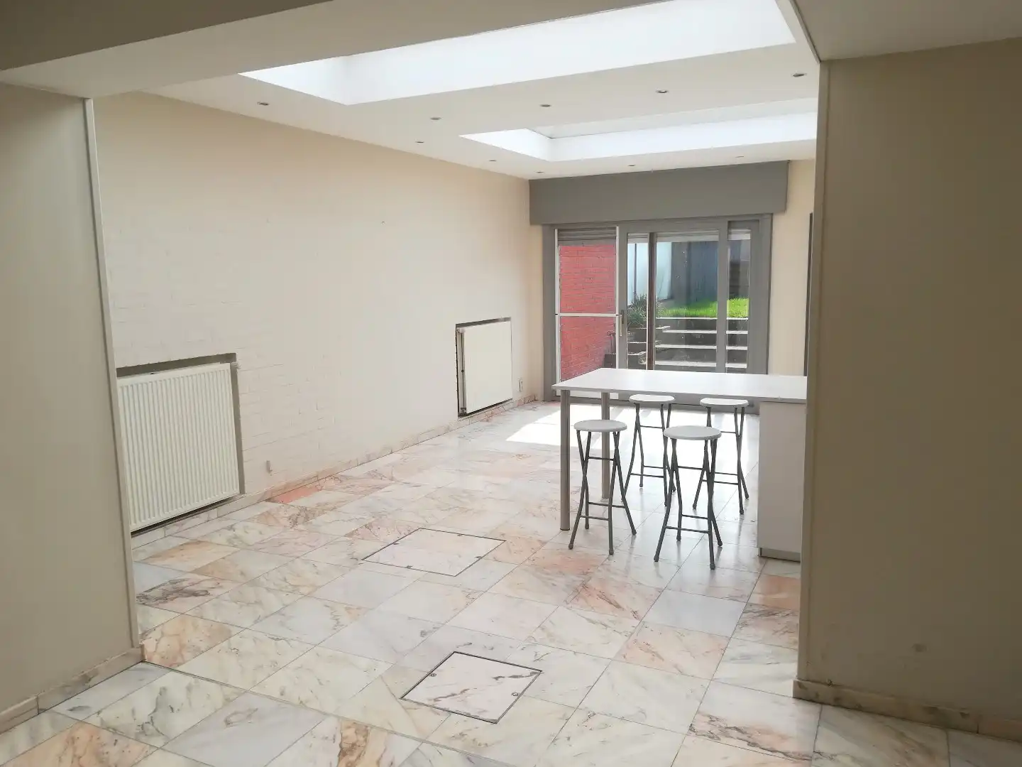 Ruime woning met 4 slaapkamers en zonnige tuin in Lauwe foto 3