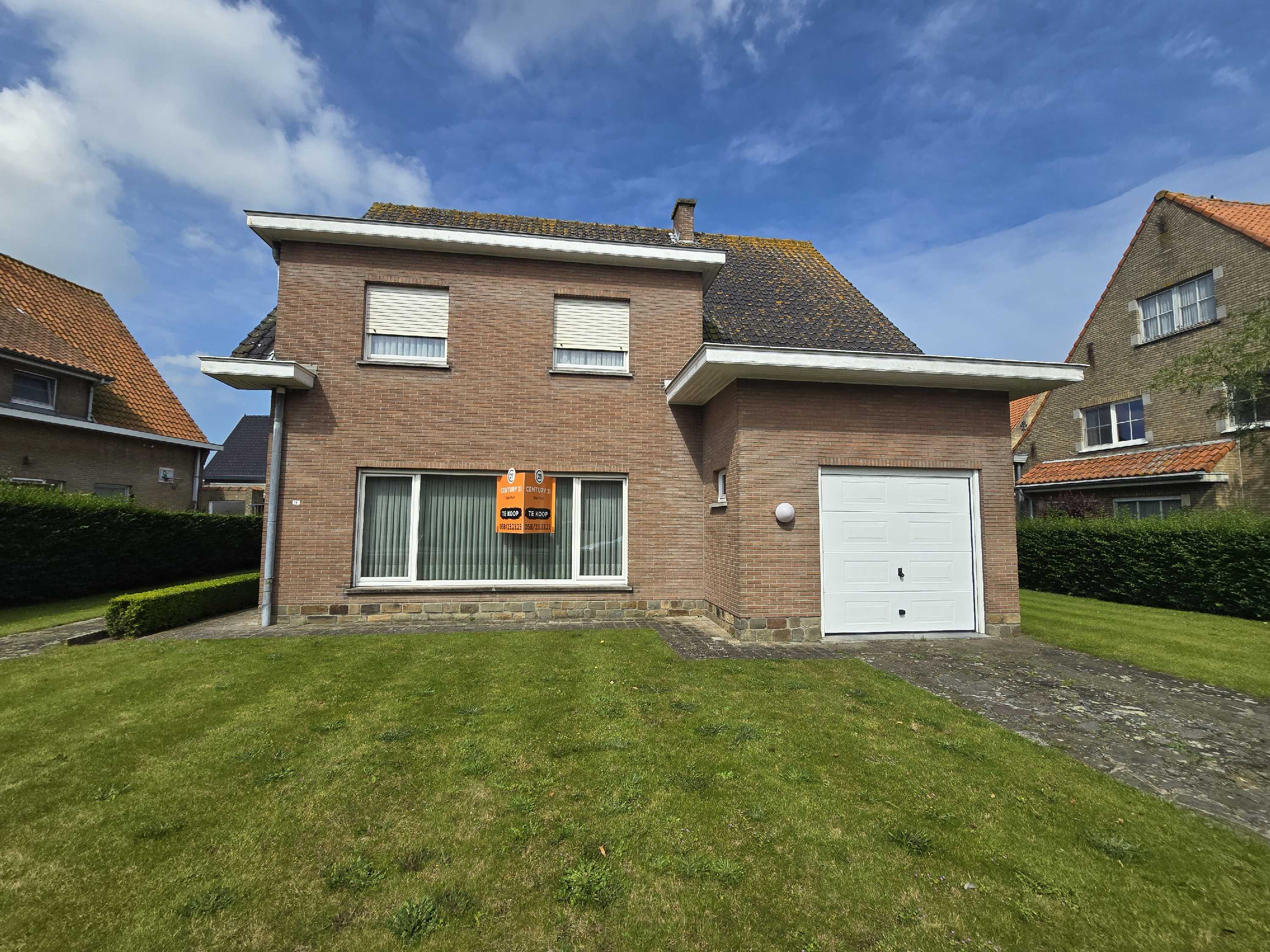 Alleenstaande villa op top locatie te Nieuwpoort-stad foto 3