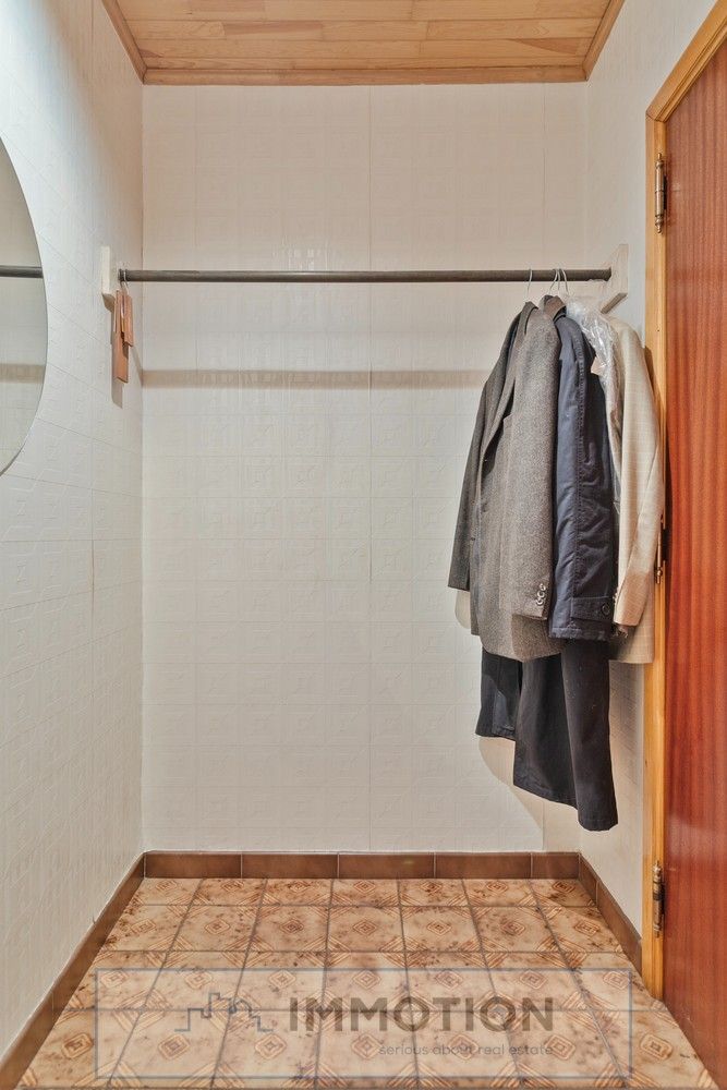 Ruime villa, 5 slaapkamers, op een perceel van 1200 m2 foto 6