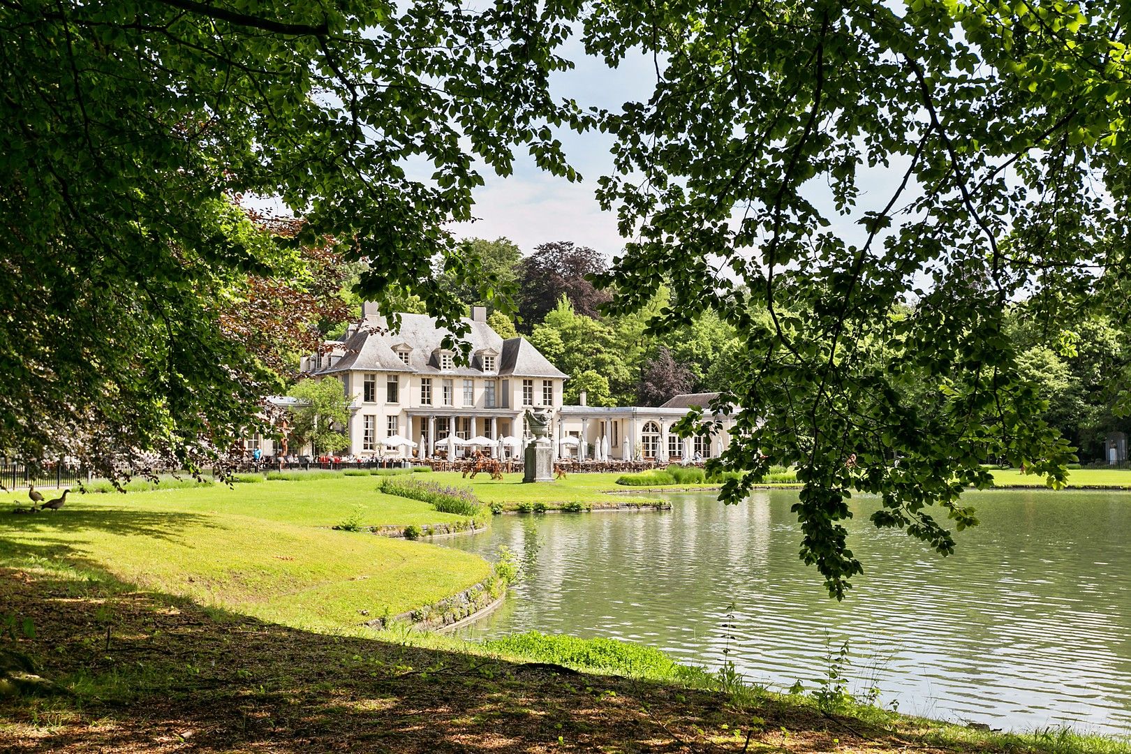 Gerenoveerd app met terras op een gunstige locatie in Deurne foto 14