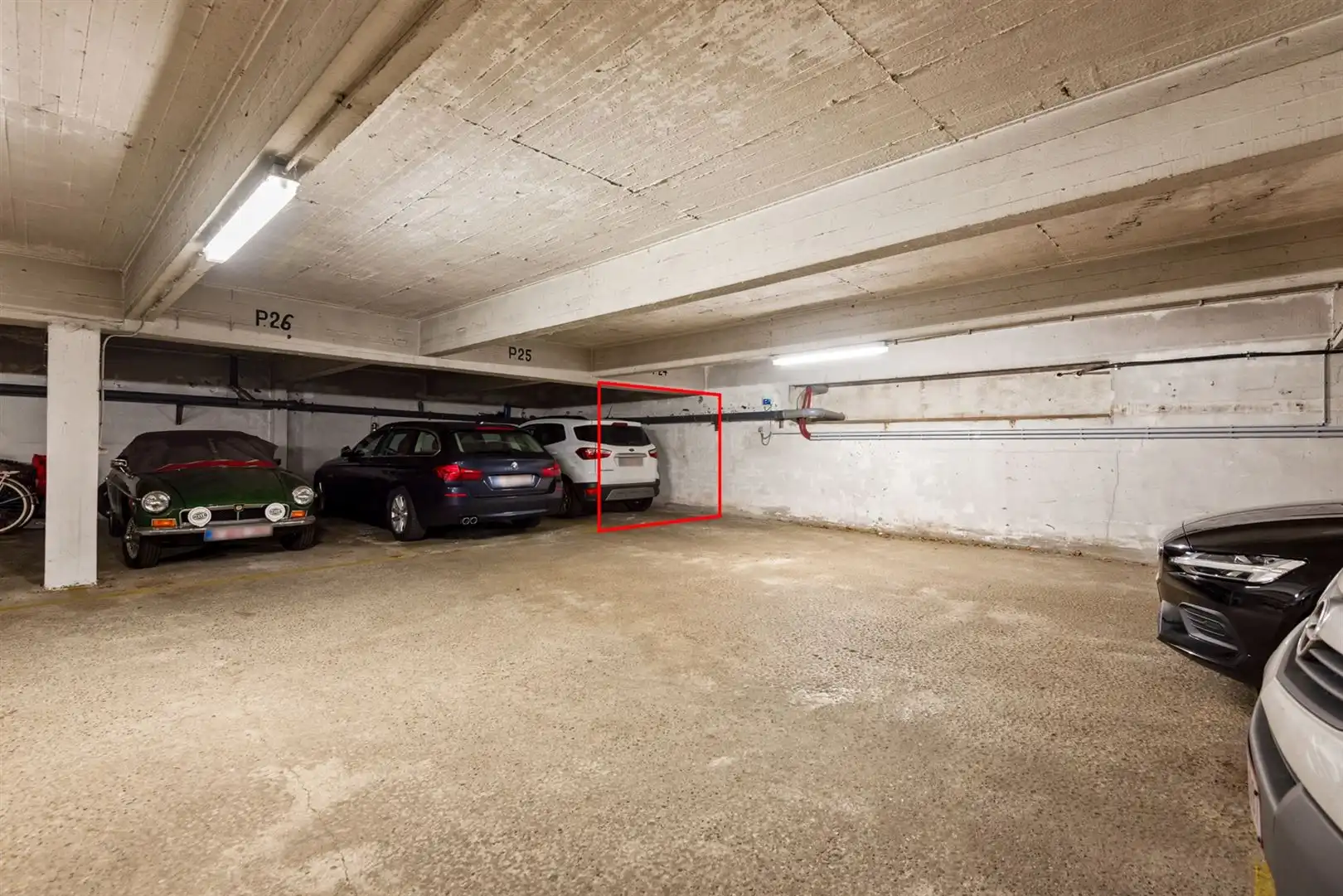 Instapklaar 2 à 3 slaapkamerappartement in goed onderhouden gebouw. foto 16