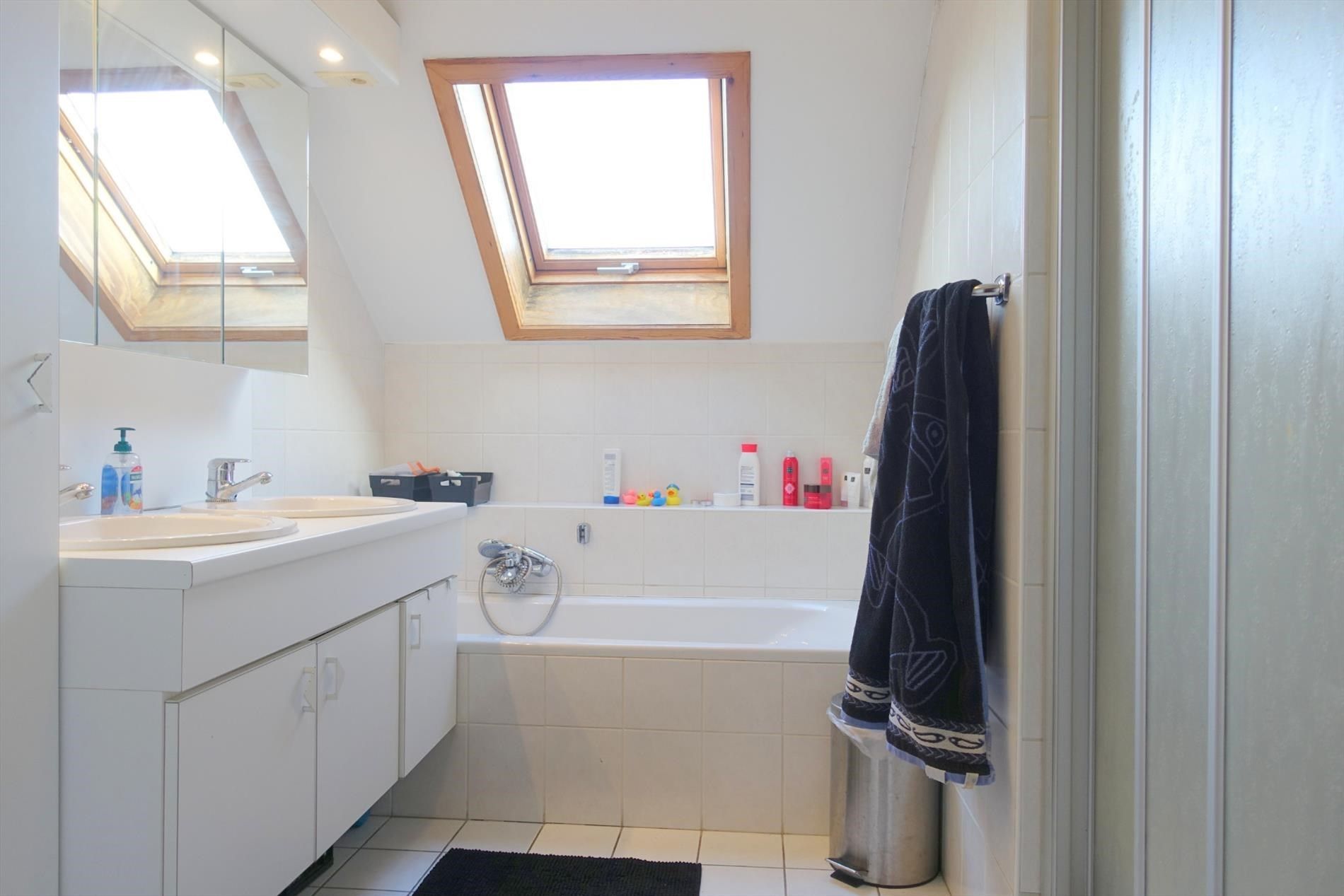 Half-open Woning met 3 slaapkamers foto 11
