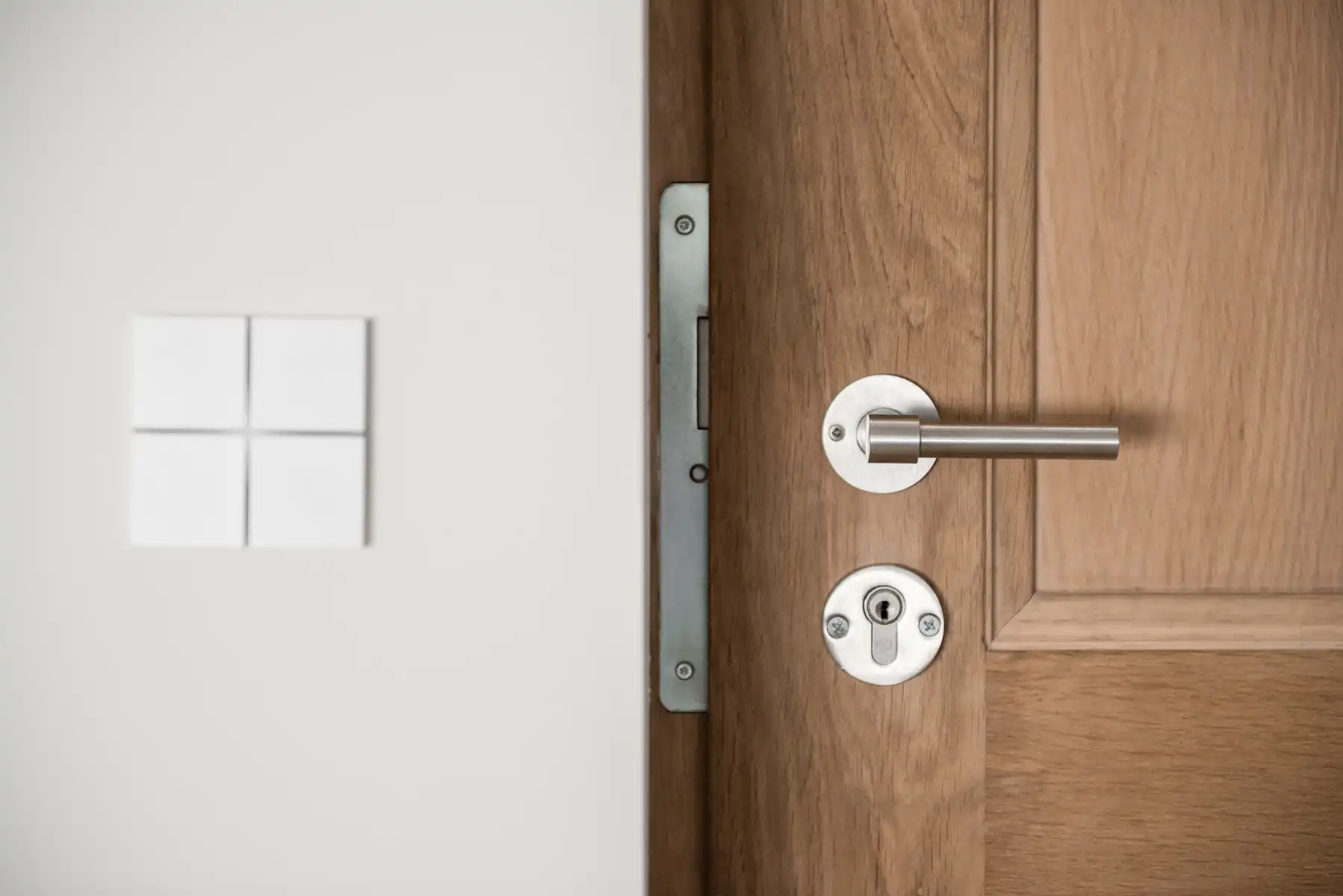 Exclusieve instapklare woning met zwembad en open groenzicht foto 10