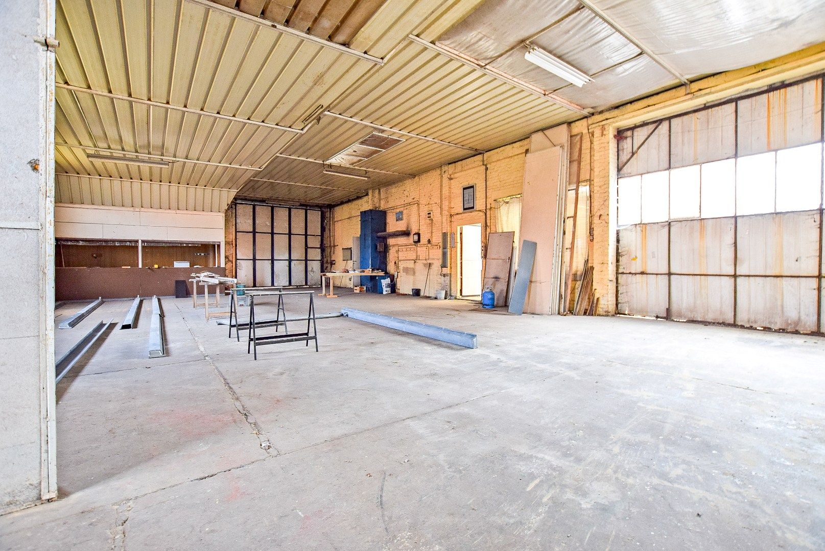 Woning met een enorm potentieel aan bruikbare oppervlakte op 1441m². foto 13