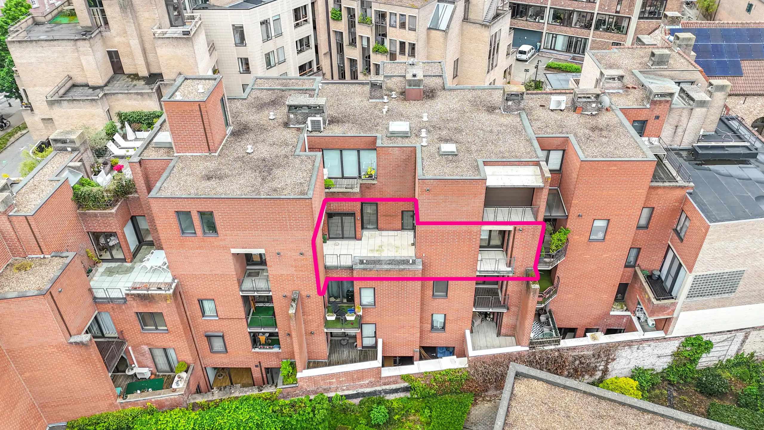 Uitzonderlijk appartement met 3 slaapkamers en 3 terrassen! foto 59