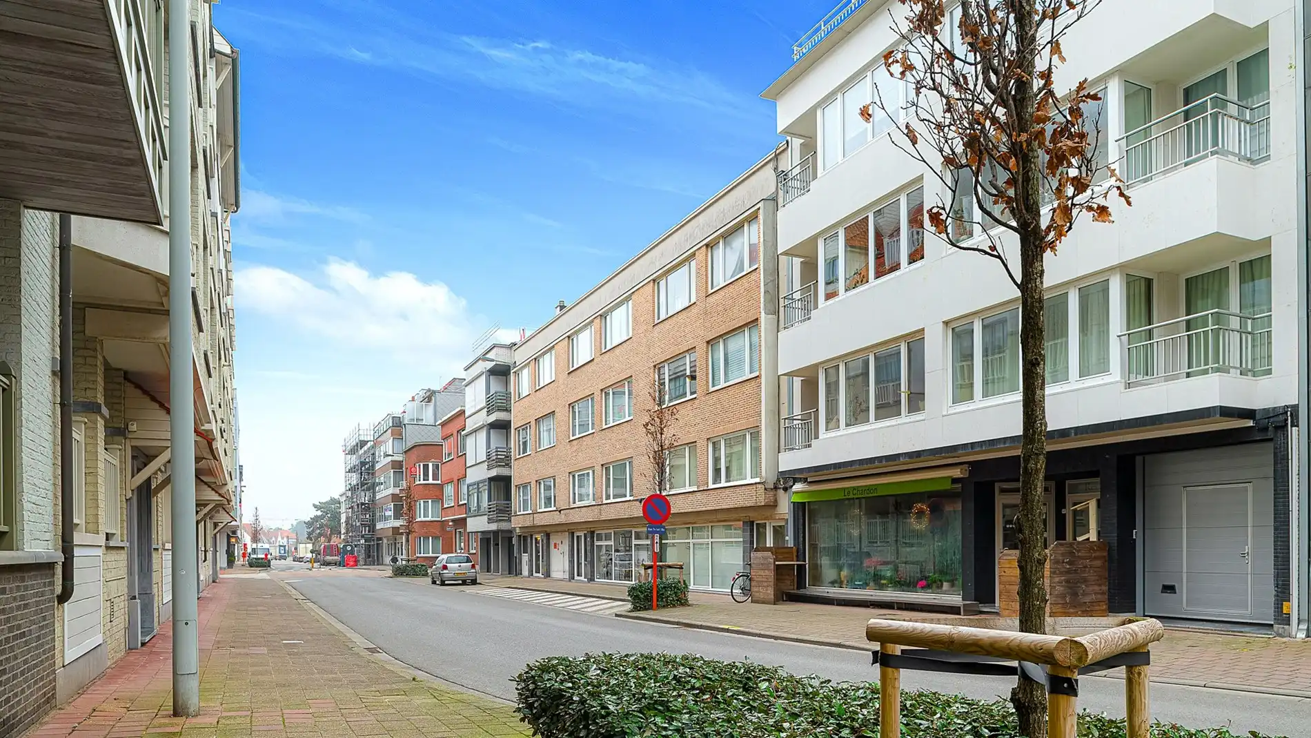 Uw pied-à-terre in Knokke: centraal, zonnig en omringd door alles wat telt foto {{pictureIndex}}