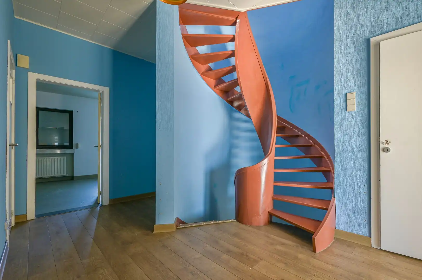 Handelspand met ruim appartement te huur in het hart van Bornem foto 16
