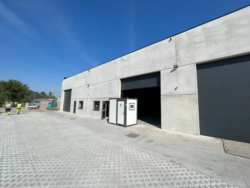 Recente KMO-unit van 234 m² op toplocatie te Sint-Gillis-Waas foto 7