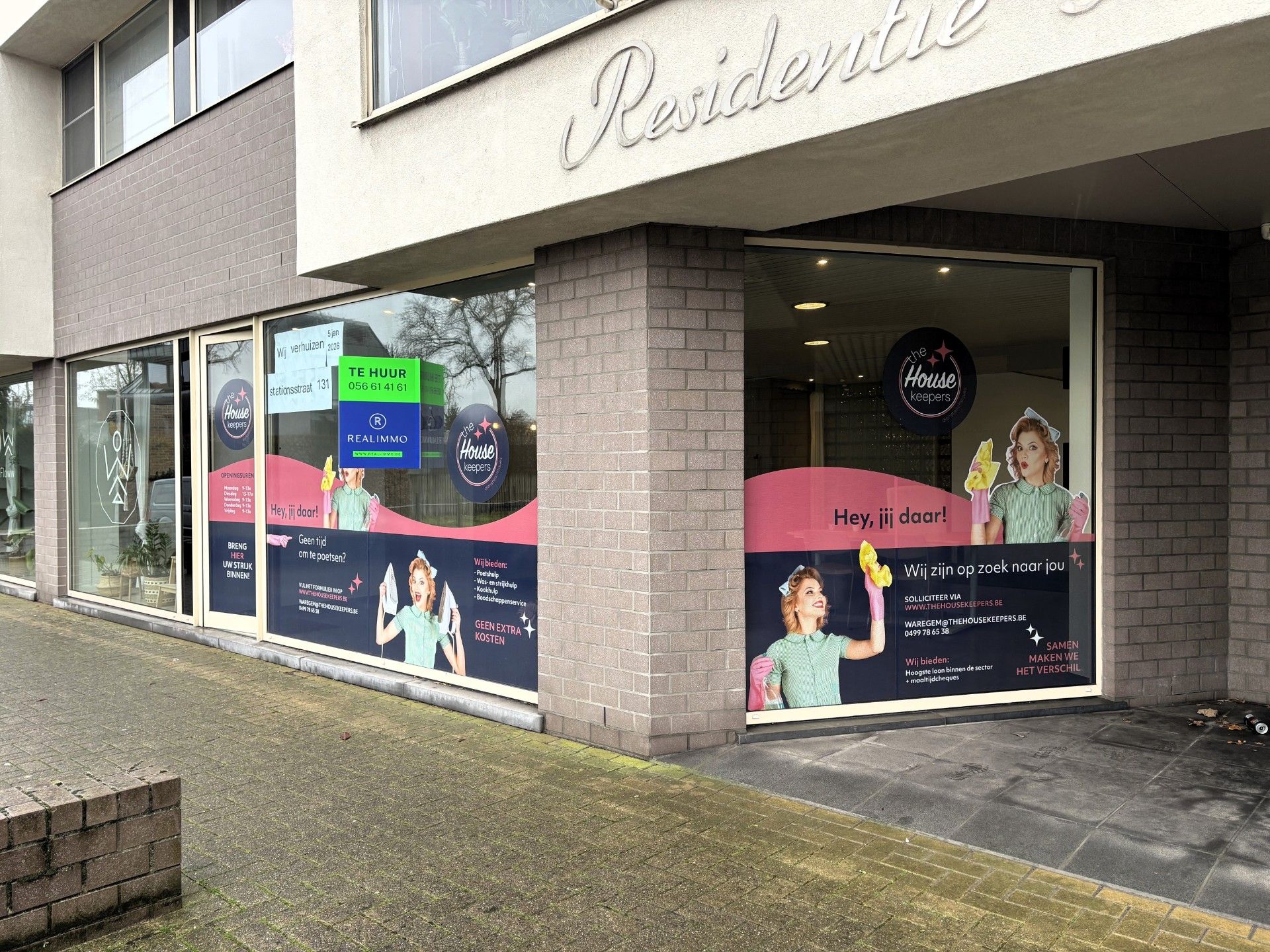 Polyvalent handelspand/kantoorruimte op topligging in centrum Waregem foto {{pictureIndex}}