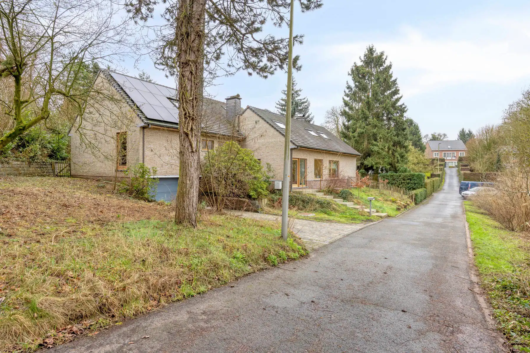 Ruime villa in een groene omgeving foto 32