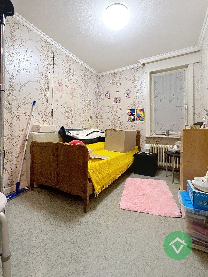 Woning met 4 slaapkamers en garage te Roeselare  foto 16