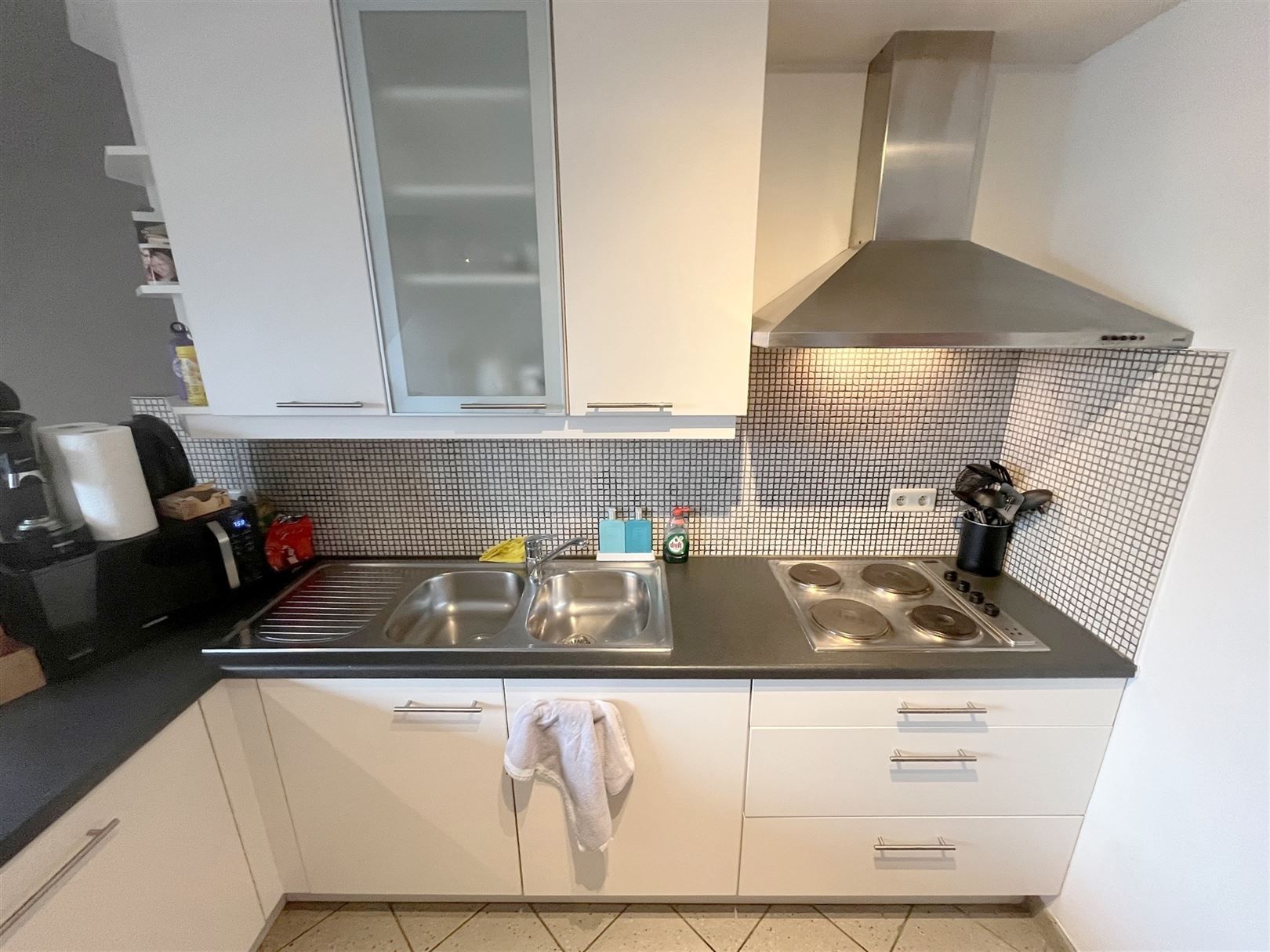 Rustig gelegen 2 slaapkamer appartement met garage foto 5