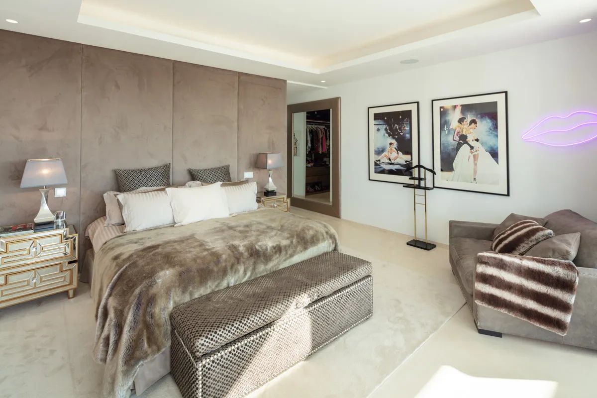 Spectaculaire villa met panoramisch uitzicht in Nueva Andalucía - luxe levensstijl in de iconische golfvallei van Marbella foto 13