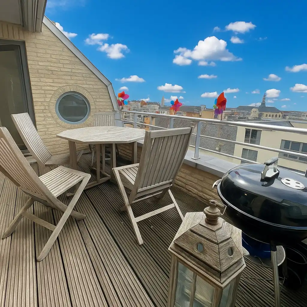 Zeer ruim en recent duplex appartement in het hart van Wenduine (137 m² – EPC: C – bouwjaar 2005) foto 16