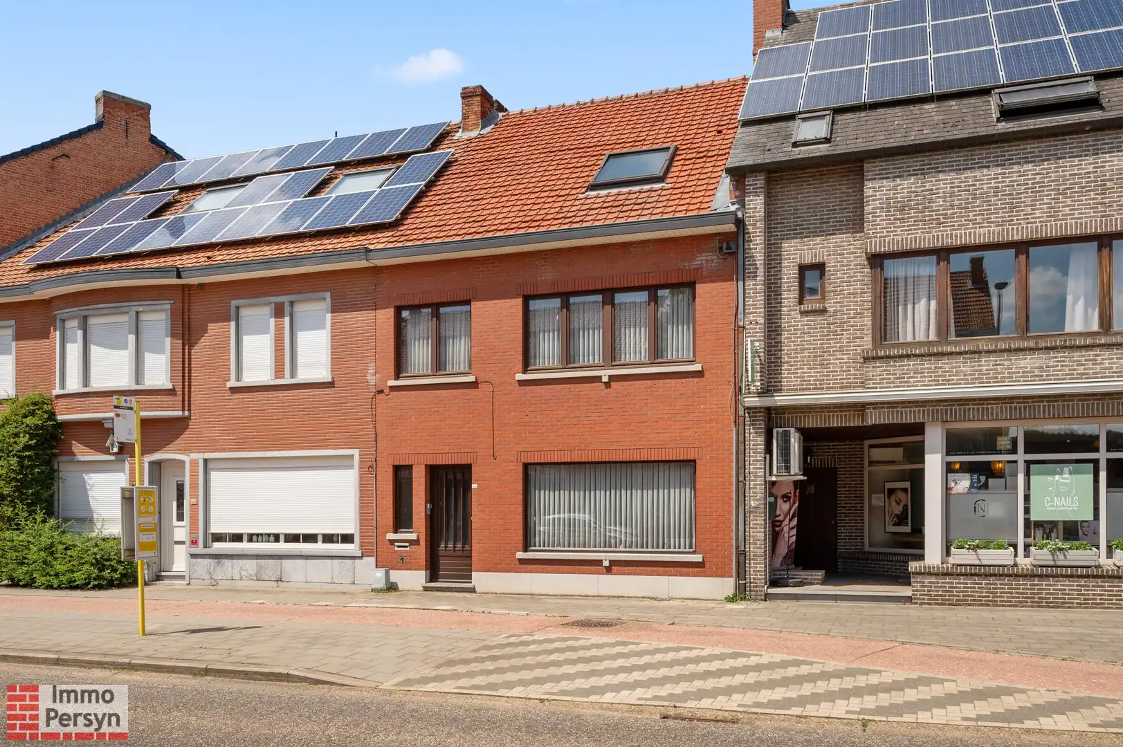 Solide woning met garage in centrum Rillaar foto {{pictureIndex}}