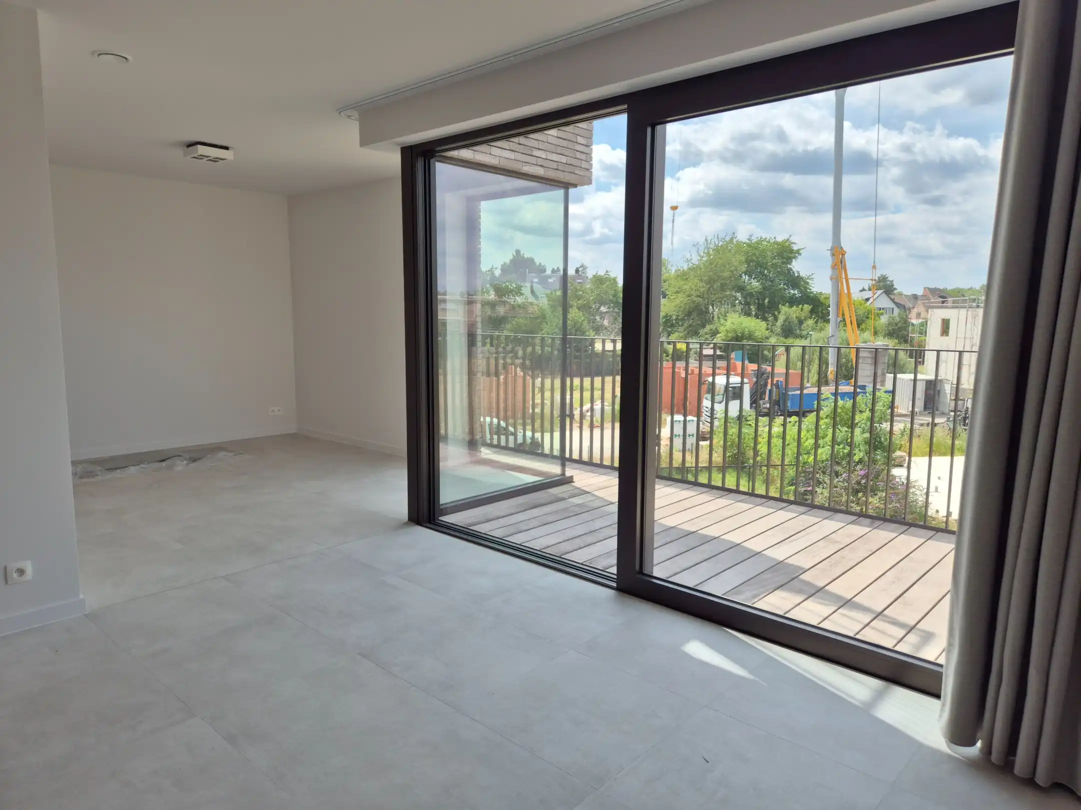 Nieuwbouwappartement met 2 slaapkamers en terras foto 4